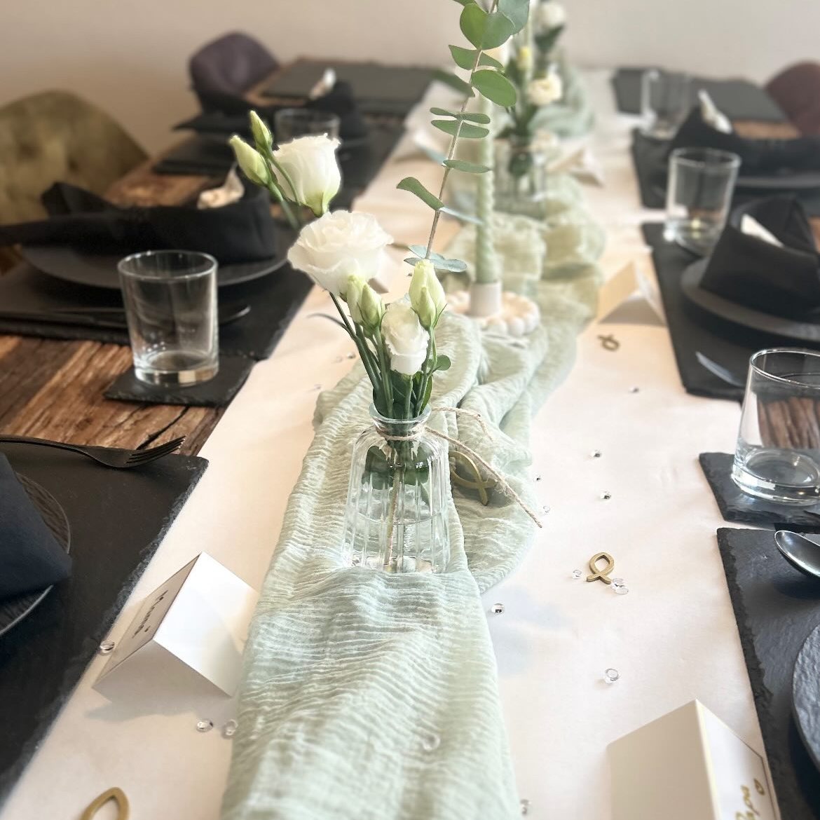 Festtafel in Weiß im Oberstüberl